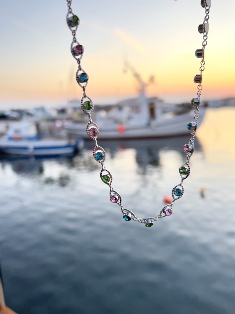 Silver Colorful Eyes Choker