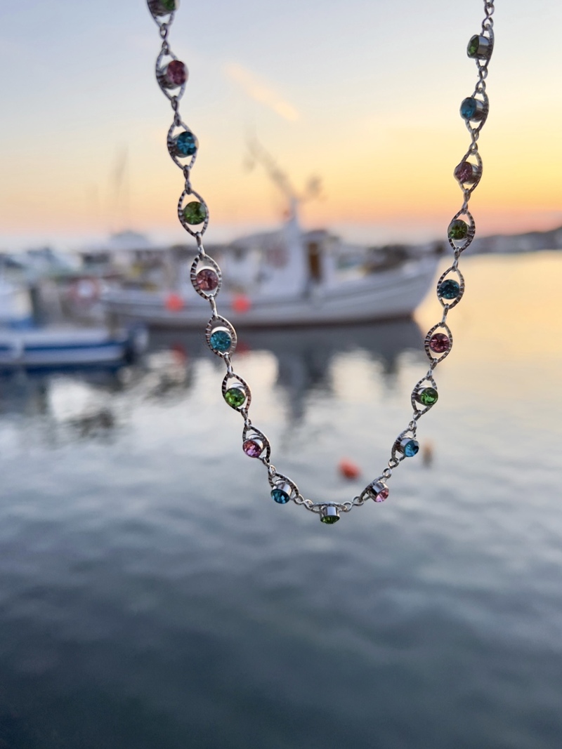 Silver Colorful Eyes Choker