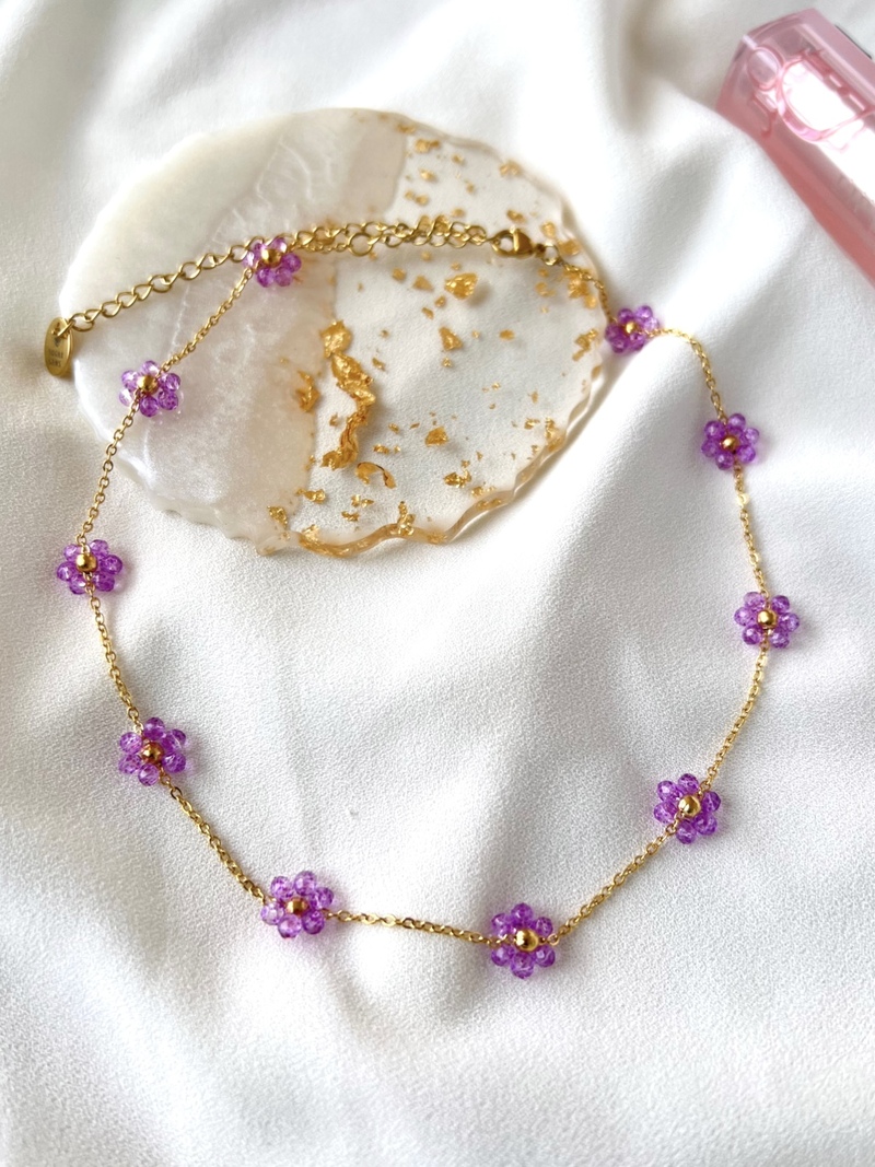 Lilac Daisy Choker
