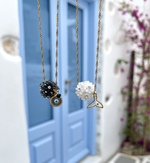 Noir & Blanc Flower Necklace - Image 2