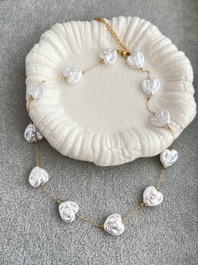 Pearly Heart Chain