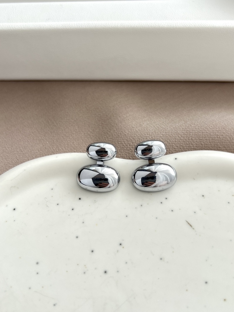 Silver Sabrina Earrings