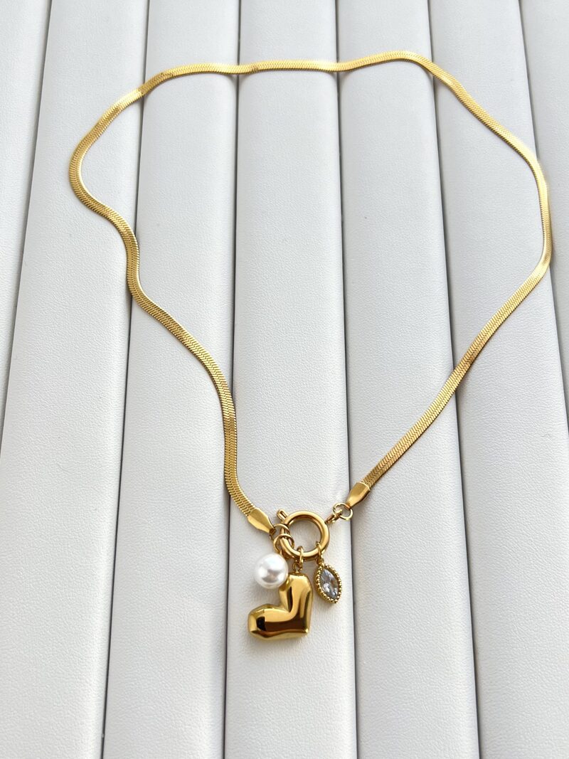 Elize Necklace