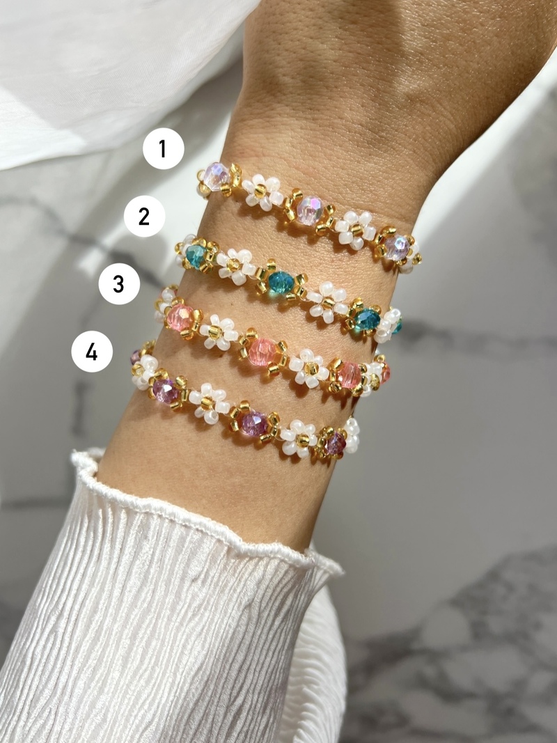 Daisy Sparkly Bracelets