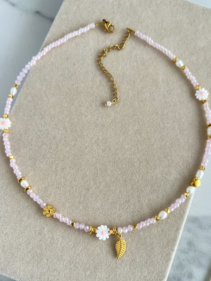 Pink Daisy Necklace