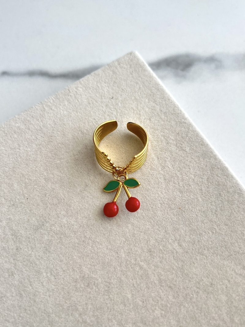Cherry Ring