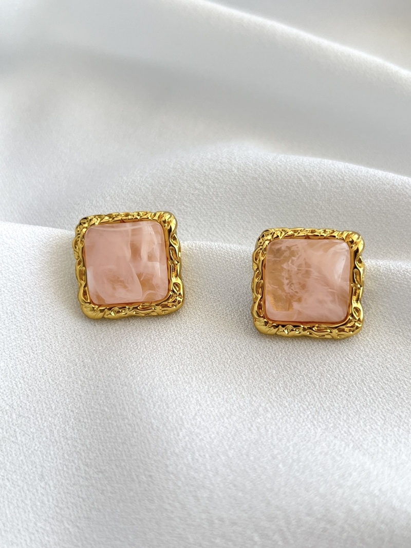 Peachy Earrings