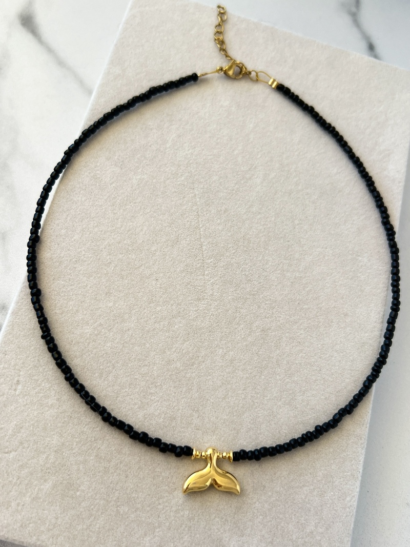 Noir Mermaid Necklace