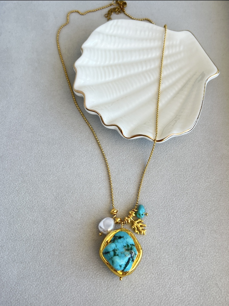 Anemone Necklace