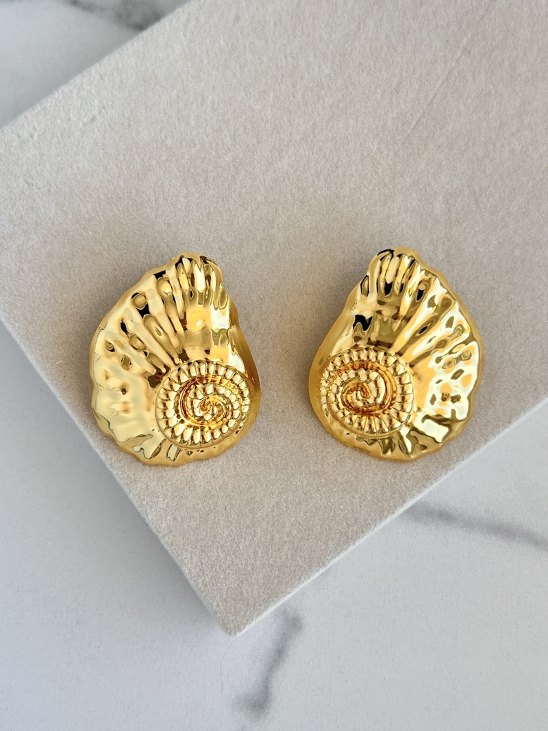 Bold Shelly Earrings