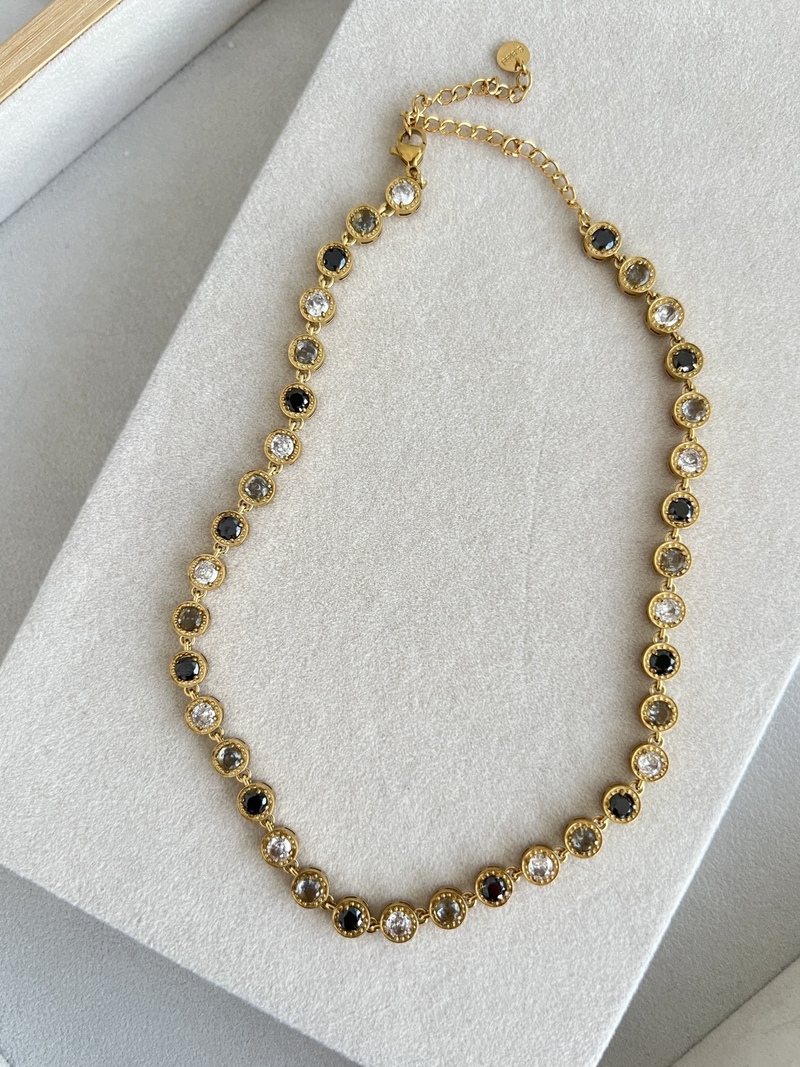 Noir Crystal Necklace