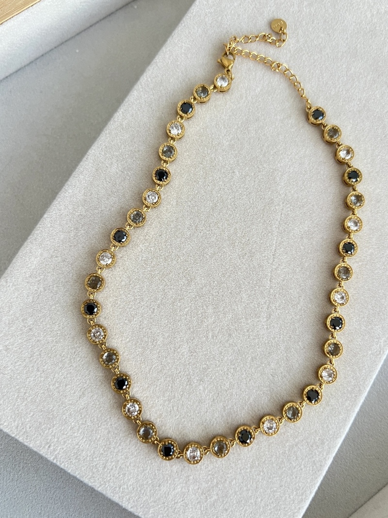 Noir Crystal Necklace