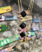 Noir Sparkly Cubes - Image 3