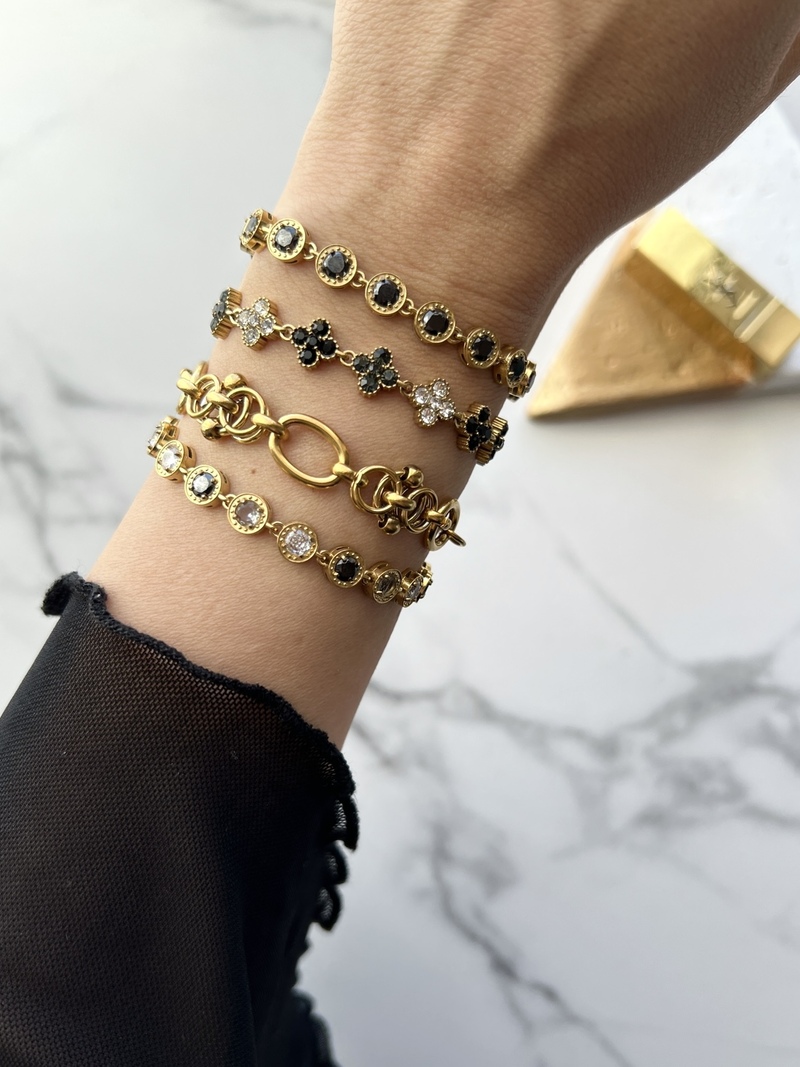 Black Shiny Bracelet