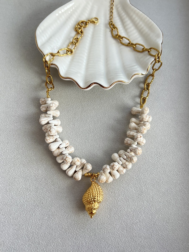 Aelina Necklace