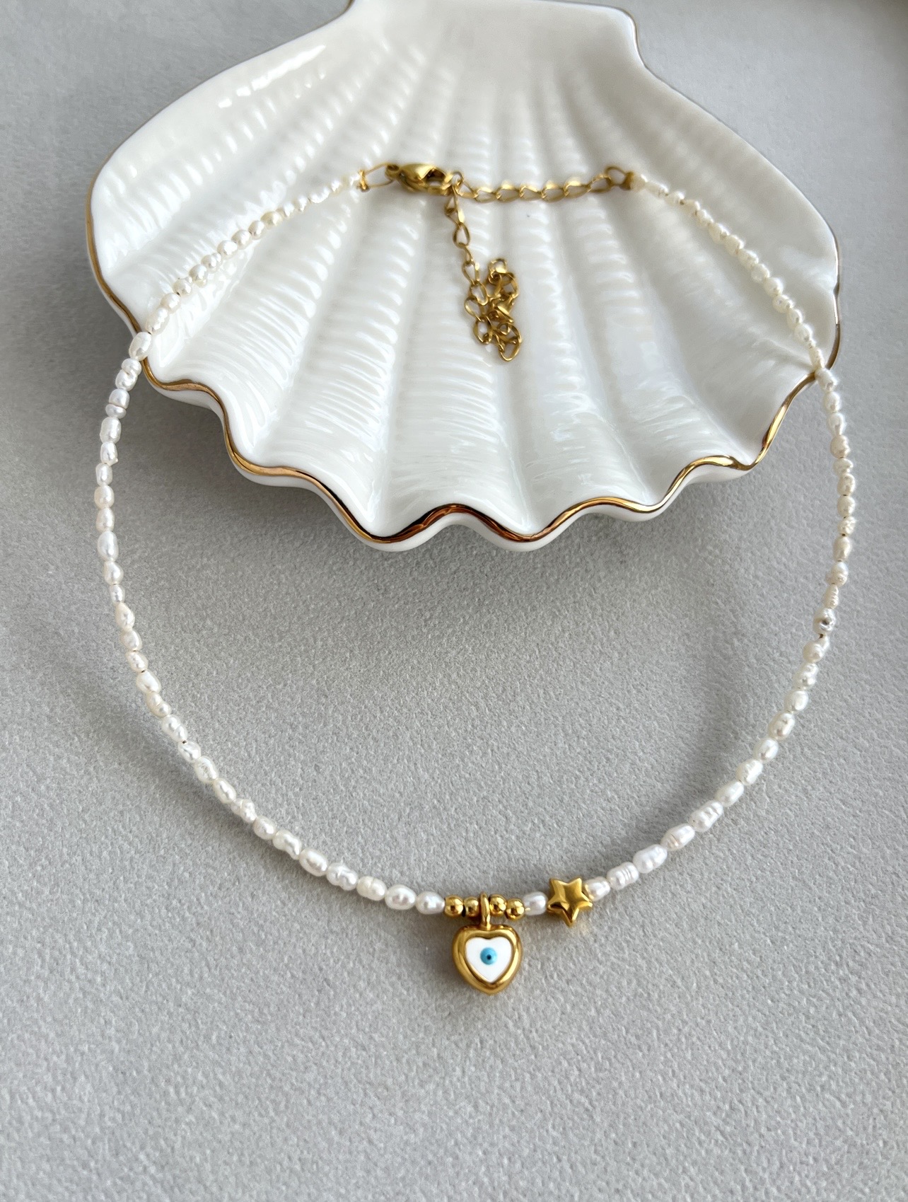 Screenshot Pearly Summer Necklace - Image 1
